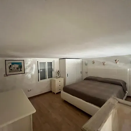 Mare Fuori Апартаменти